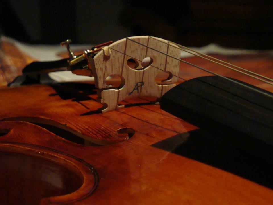 Los secretos de Stradivari nunca se perdieron: violines antiguos y modernos bajo la mirada de un luthier